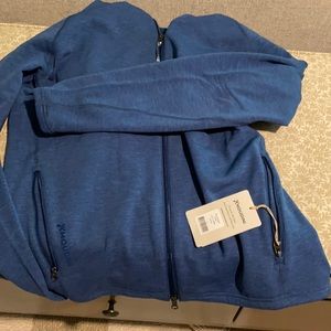 Never worn, new m’s outright Houdini zip up